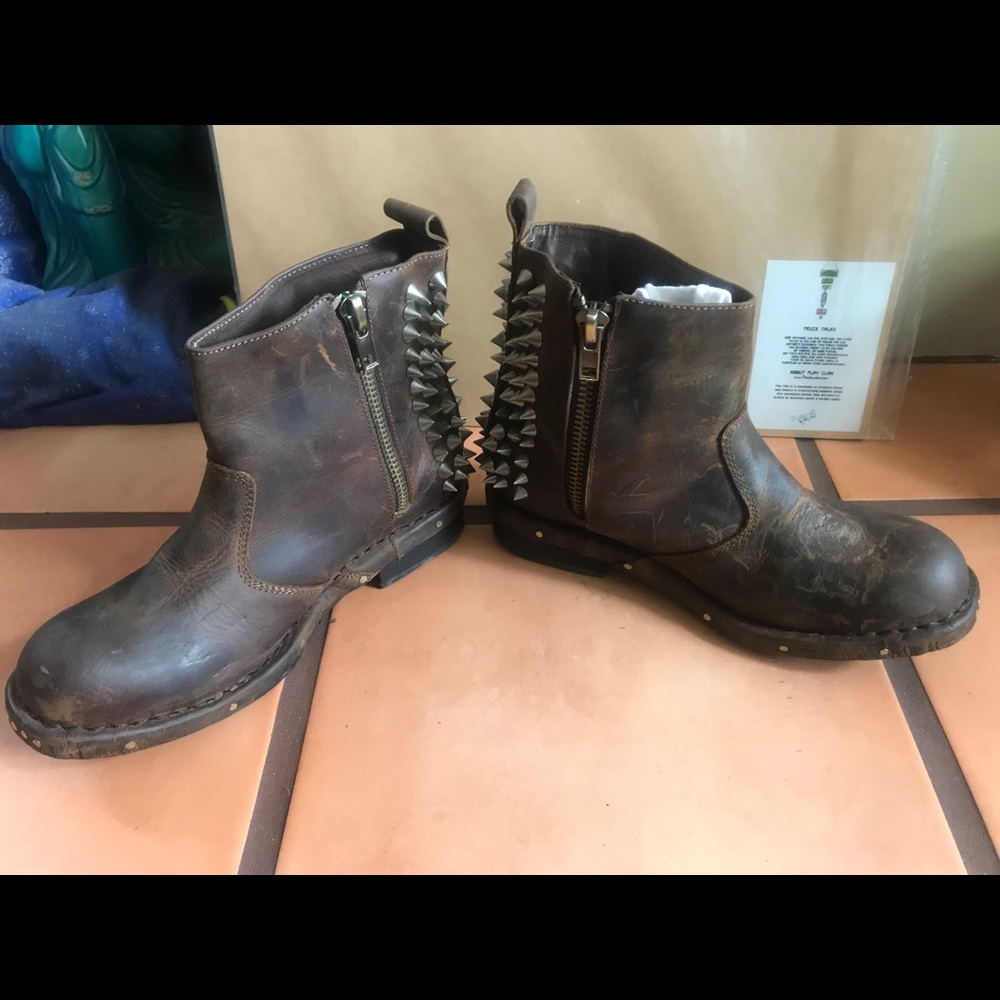 Jeffrey Campbell Chaplin Spike Leather BootsBootie